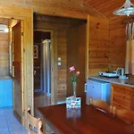 Sandy's & Log-villas Aparthotel