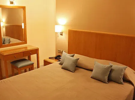 Aparthotel Sandy's & Log-villas 2*