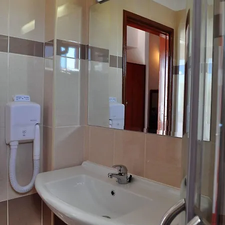 Aparthotel Sandy's & Log-villas