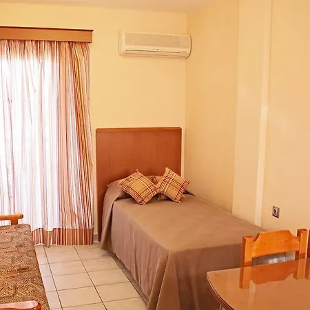 Sandy's & Log-villas