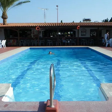 Sandy'S Studios Apartments & Log-Villas Aparthotel Kos Town