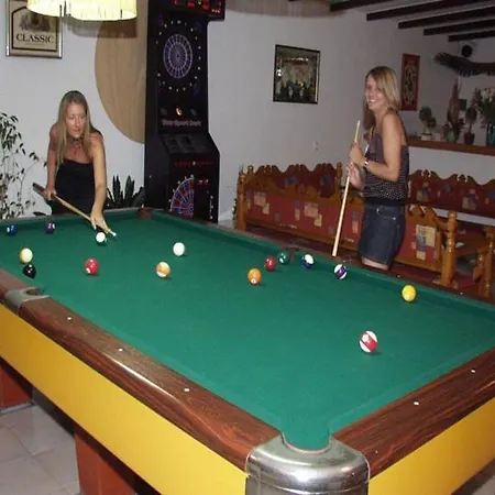 Sandy'S Studios Apartments & Log-Villas Aparthotel Kos Town