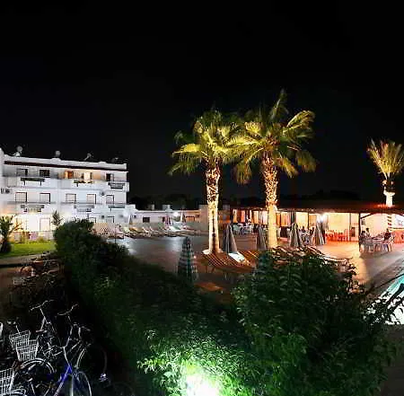 Sandy'S Studios Apartments & Log-Villas Kos-Stadt