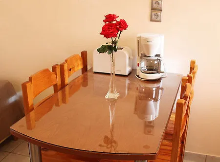 Sandy'S Studios Apartments & Log-Villas Aparthotel Kos-Stadt