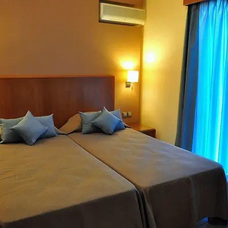 Sandy's & Log-villas 2*