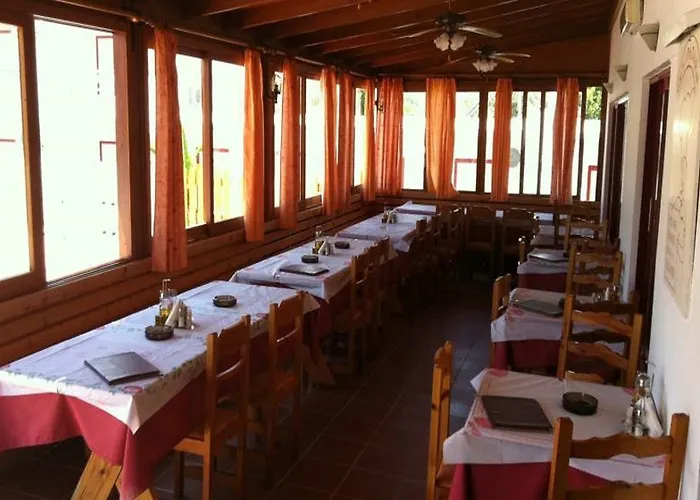 Sandy's & Log-villas מלון דירות