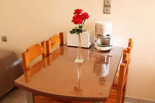 Sandy's & Log-villas Aparthotel Kos-stad