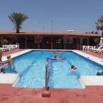 Sandy's & Log-villas Aparthotel