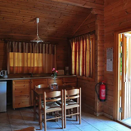 公寓式酒店 木别墅桑迪公寓 2*