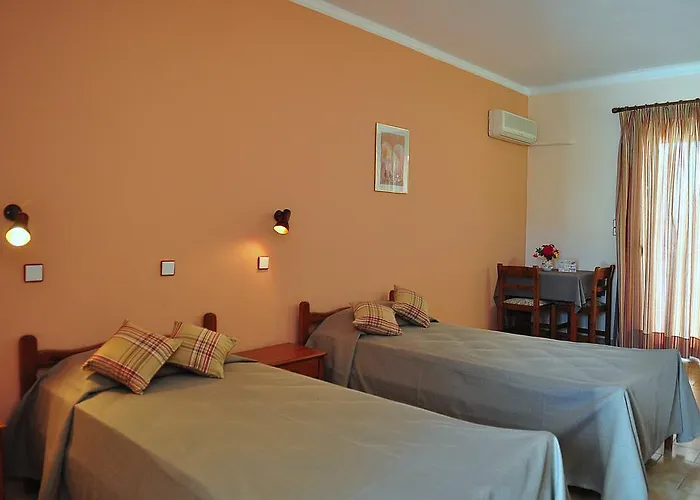 Sandy'S Studios Apartments & Log-Villas 2*