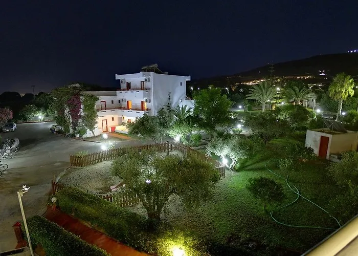 Sandy'S Studios Apartments & Log-Villas Lägenhetshotell Kos