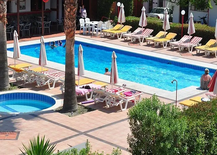 Sandy'S Studios Apartments & Log-Villas Lägenhetshotell 2*