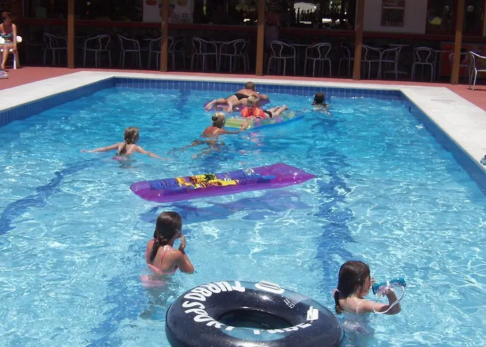 Aparthotel Sandy'S Studios Apartments & Log-Villas Kos Town