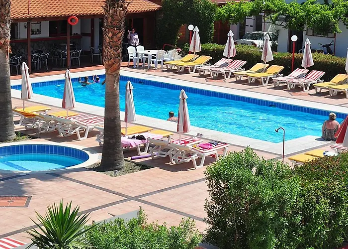 Sandy'S Studios Apartments & Log-Villas Lägenhetshotell Kos