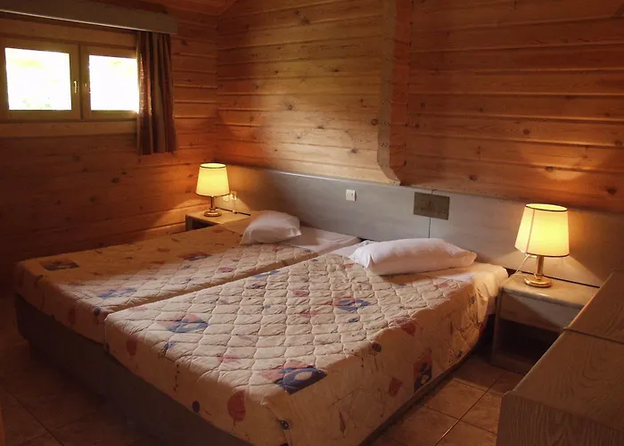 Sandy'S Studios Apartments & Log-Villas